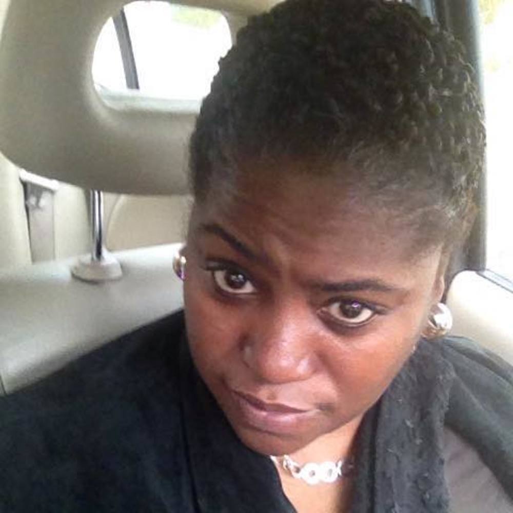 Meet your Posher, Connie